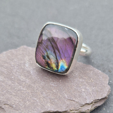 Labradorite Ring UK size L