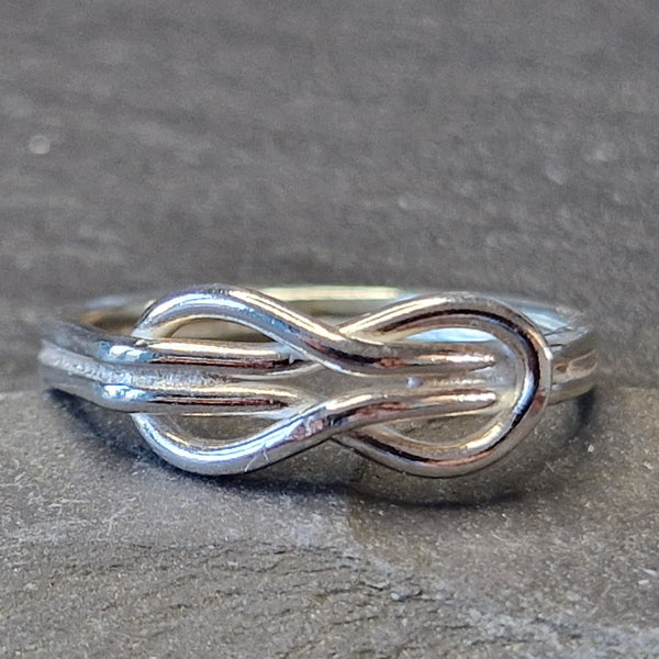 Sterling Silver Knot Design Ring - UK size R.